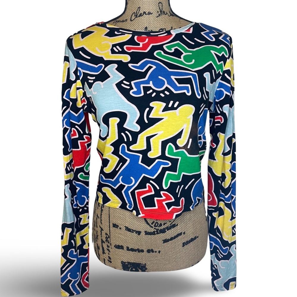 Keith Hering and Alice and Olivia top